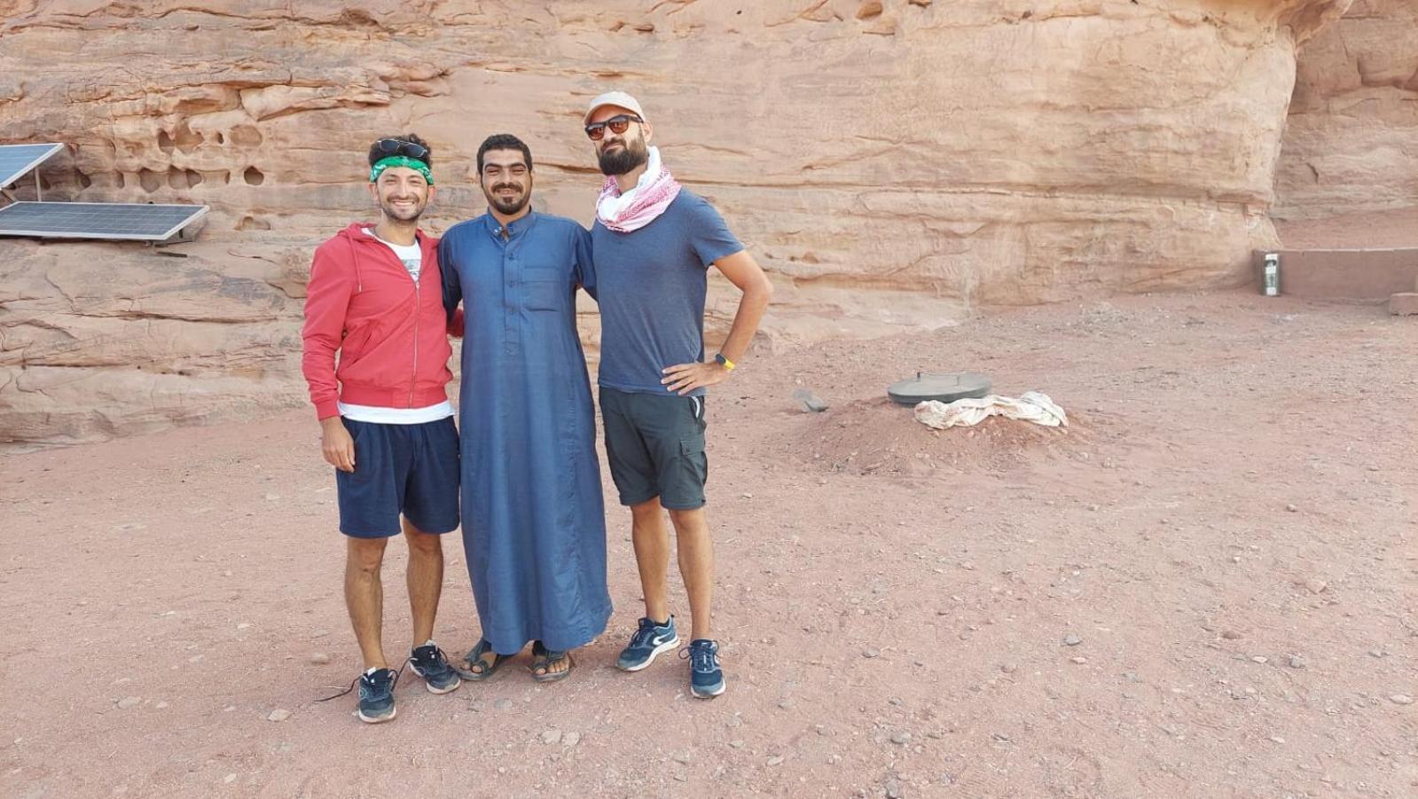 Omar Ghazi Camp Hotel Wadi Rum Eksteriør billede