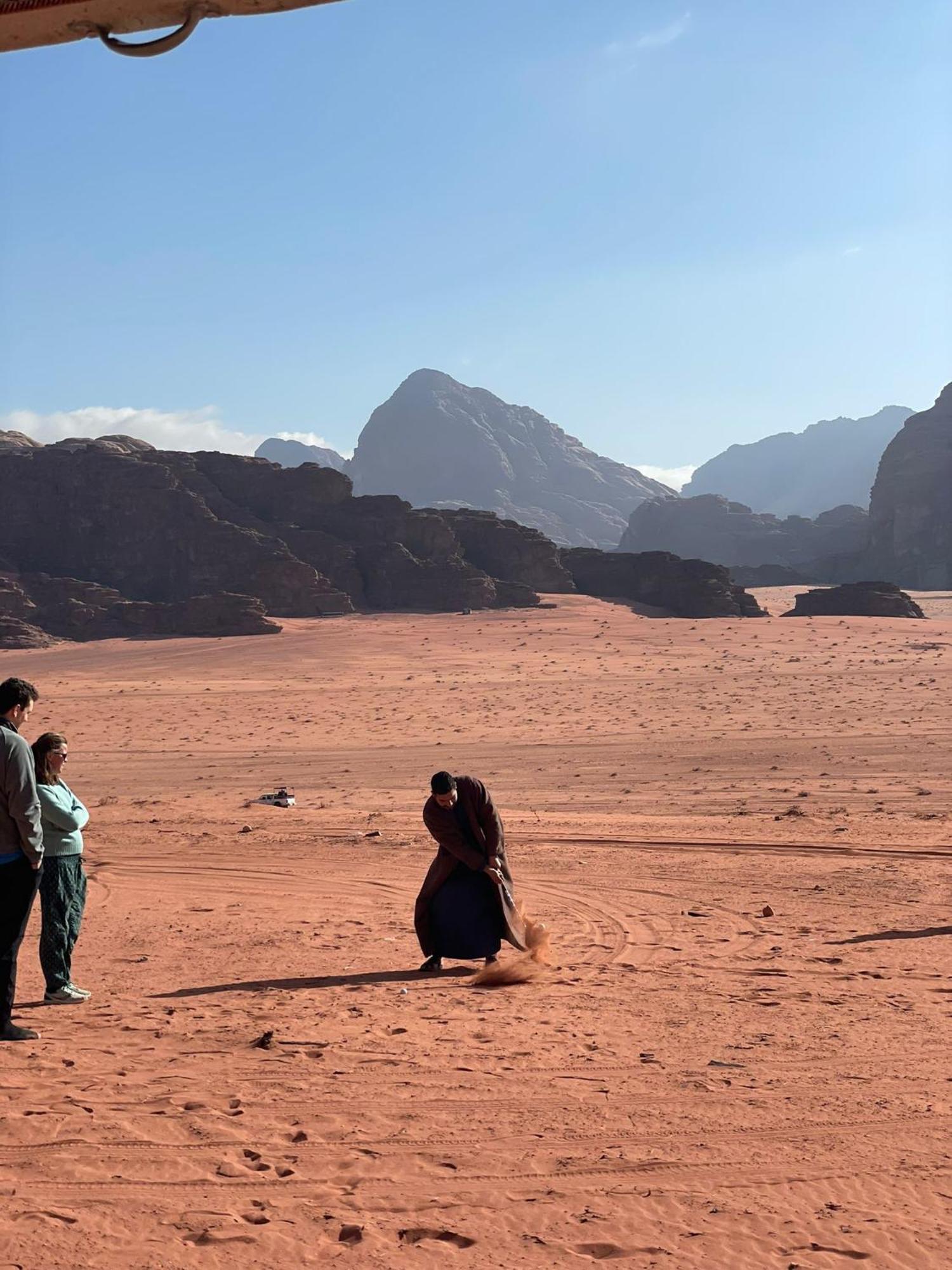 Omar Ghazi Camp Hotel Wadi Rum Eksteriør billede