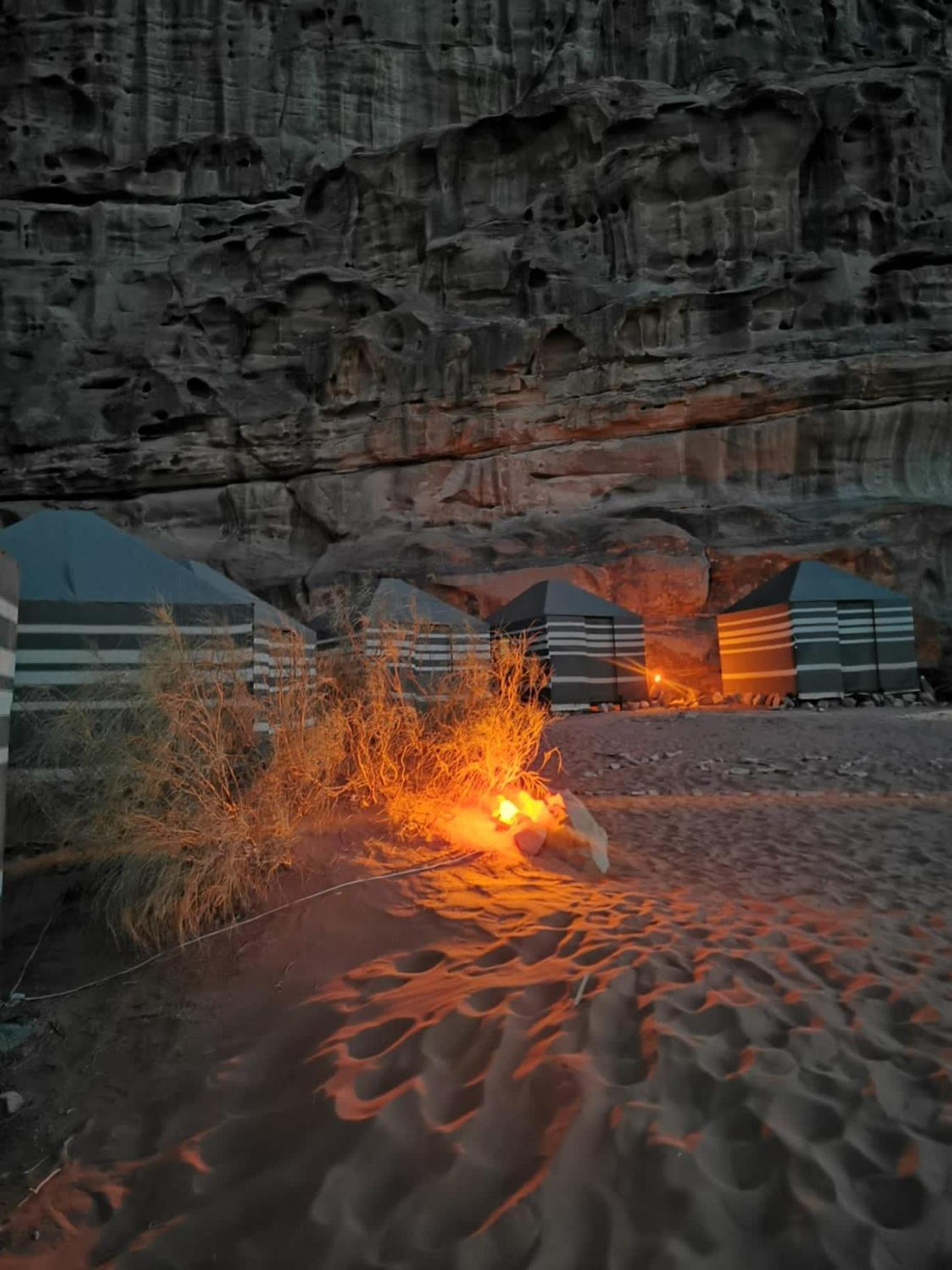 Omar Ghazi Camp Hotel Wadi Rum Eksteriør billede