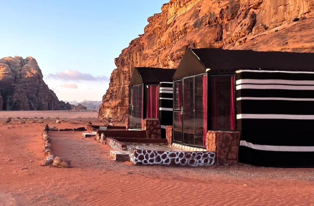 Omar Ghazi Camp Hotel Wadi Rum Eksteriør billede