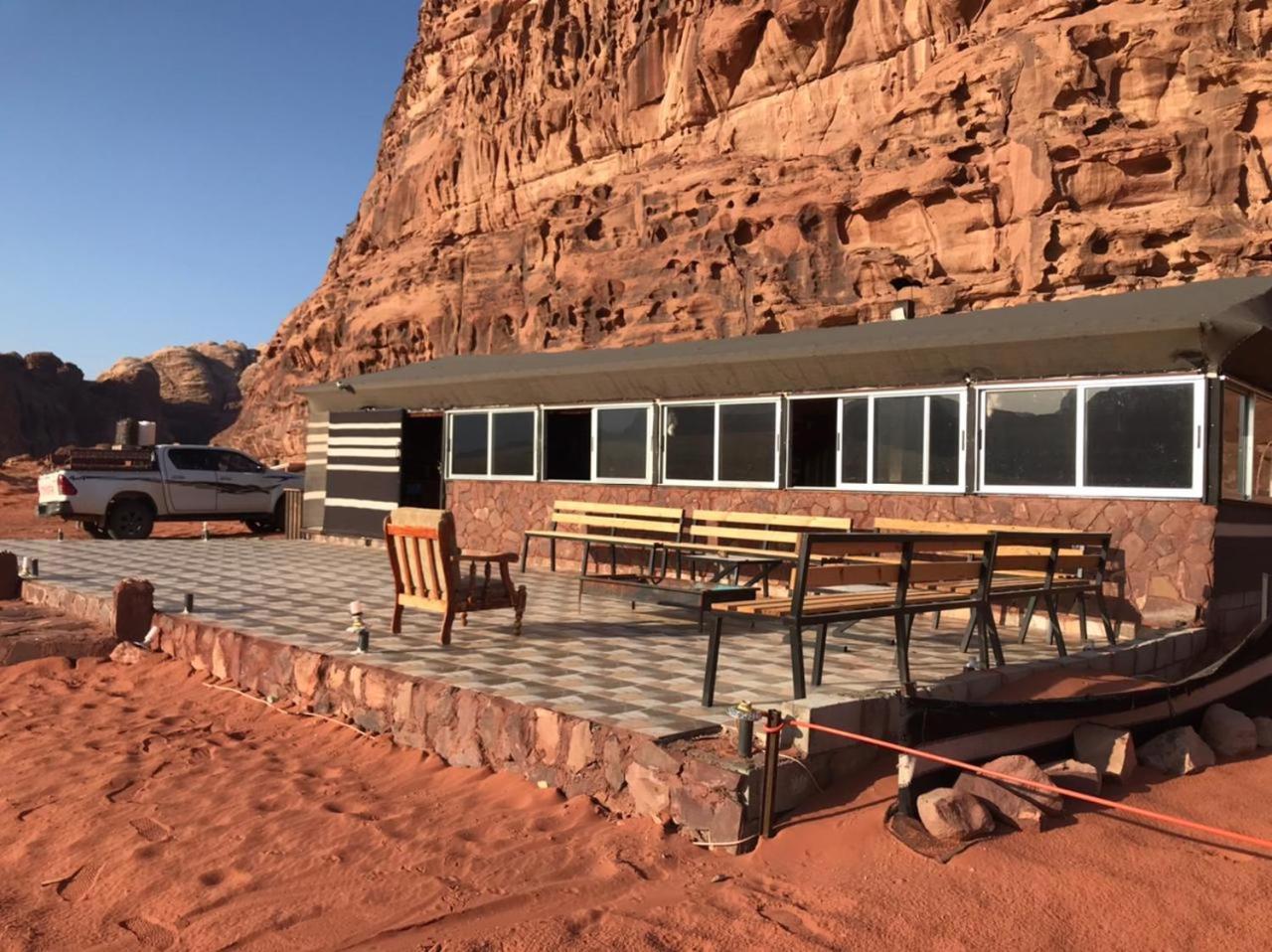 Omar Ghazi Camp Hotel Wadi Rum Eksteriør billede